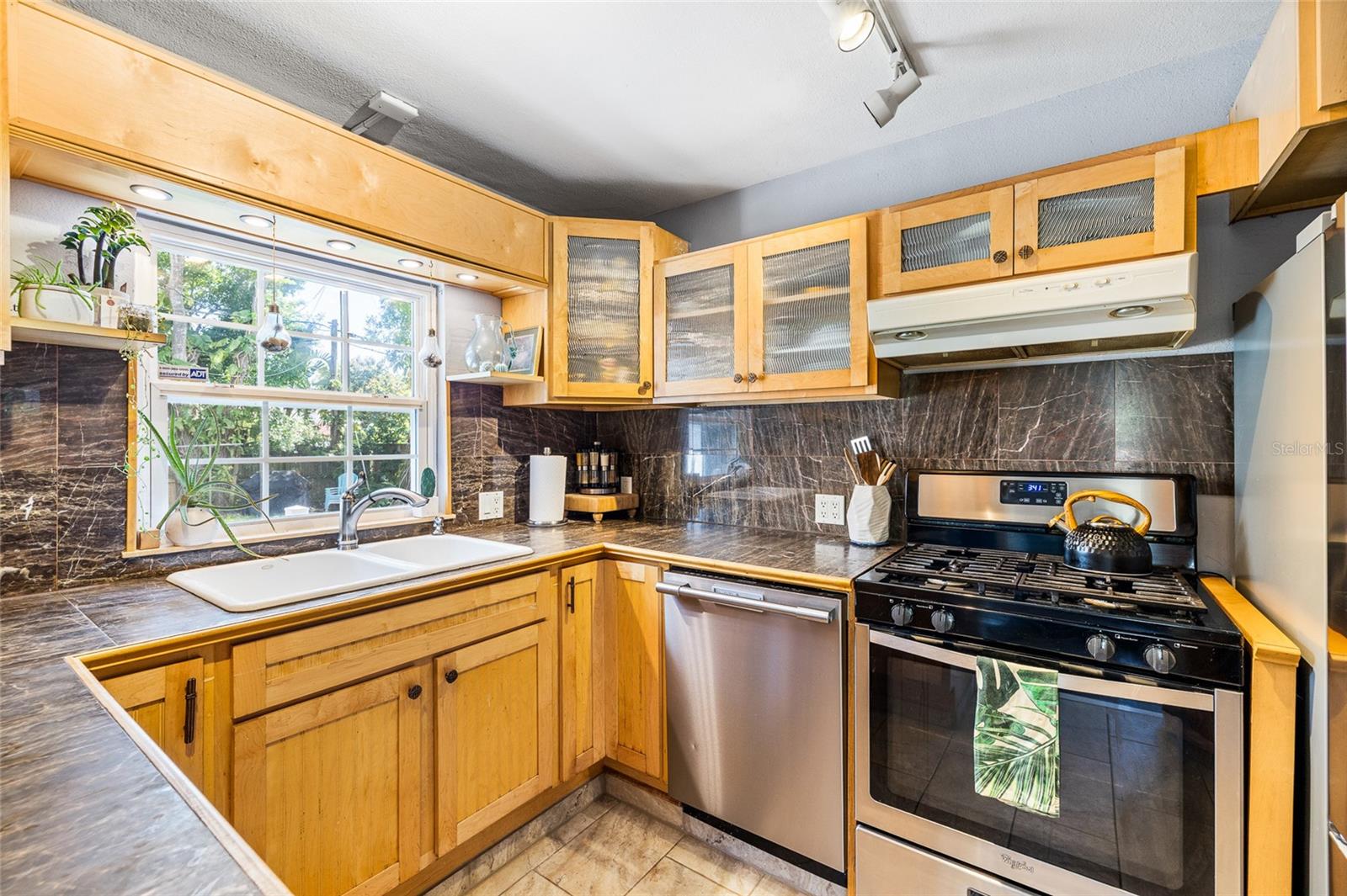 MOONS REP - Residential