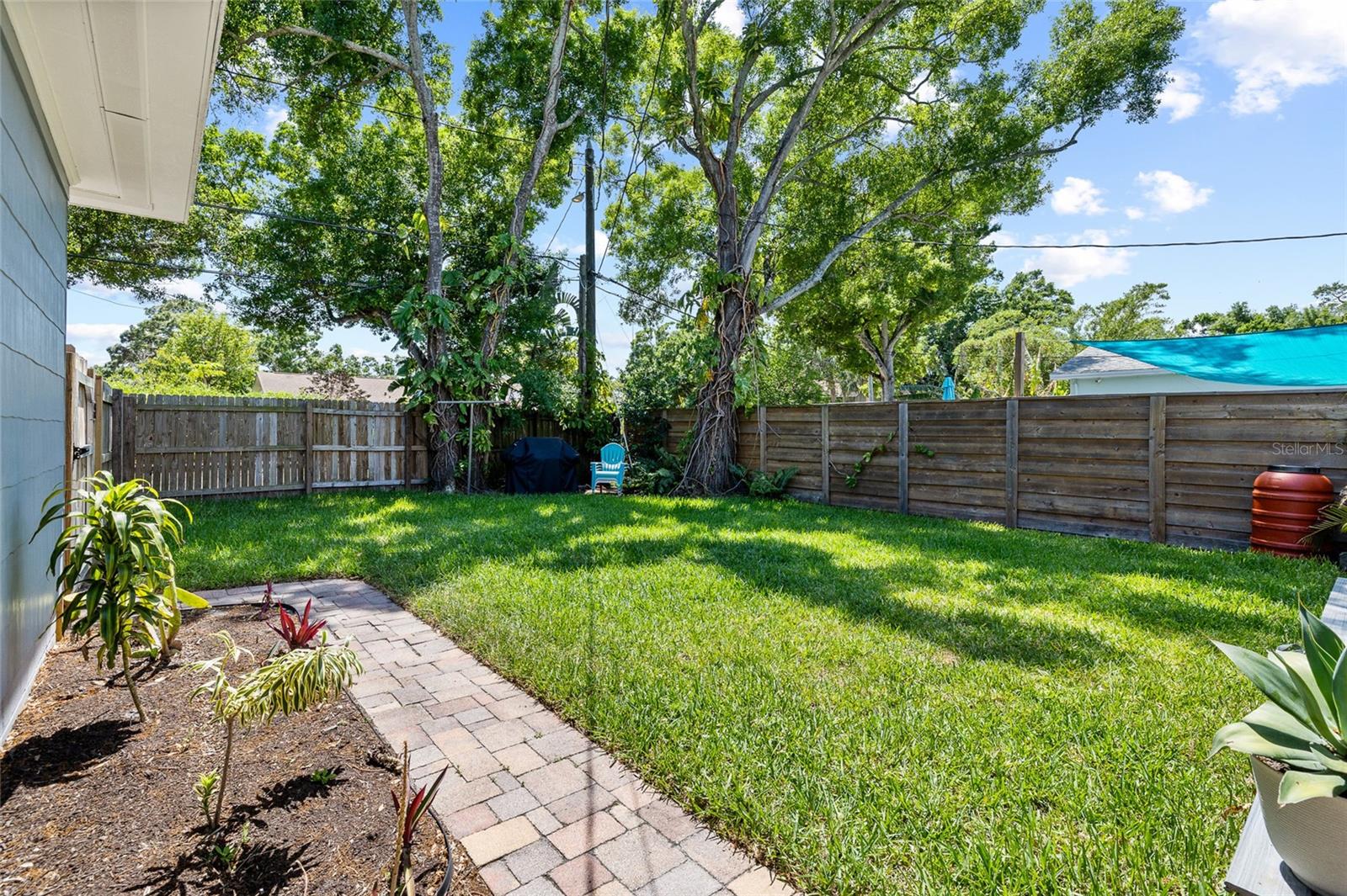 MOONS REP - Residential