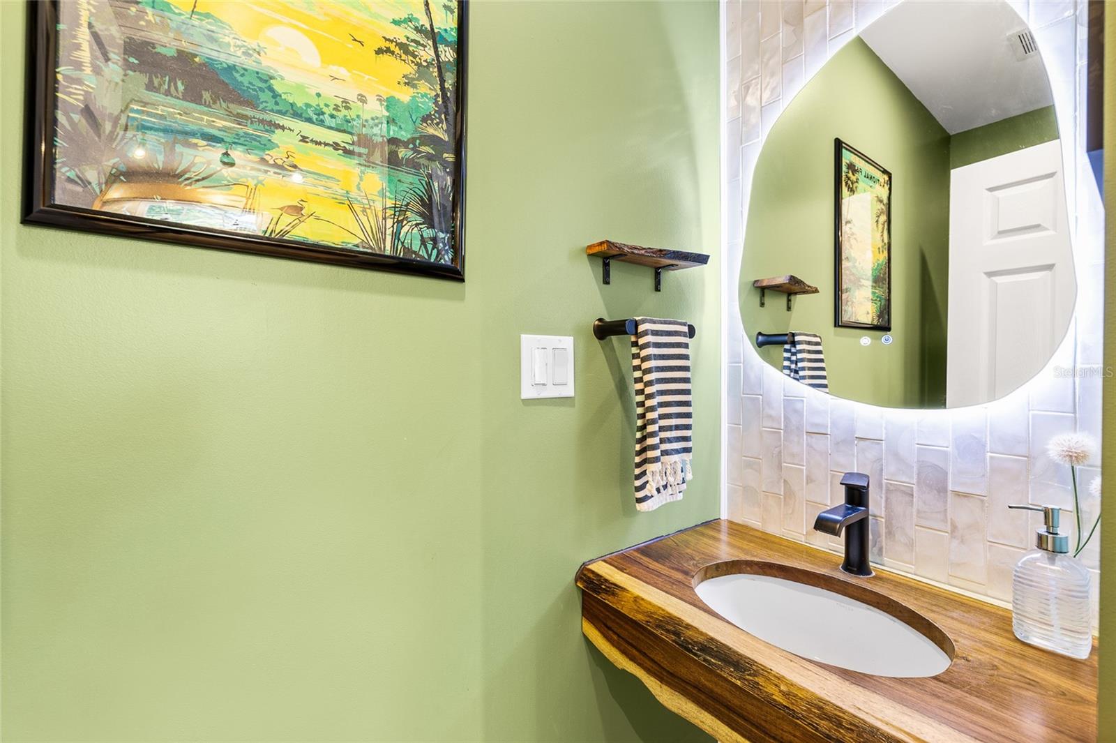 MOONS REP - Residential