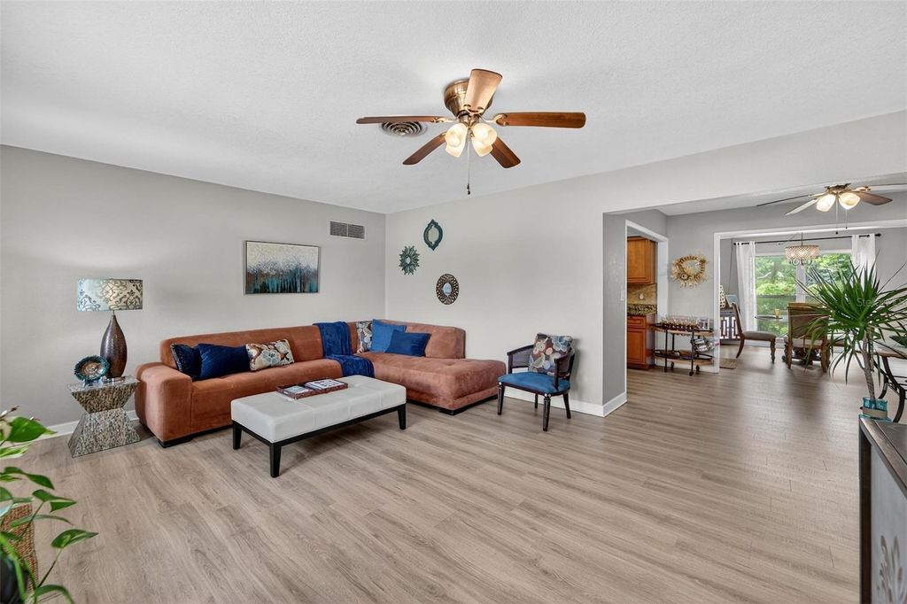 Photo of 4100 Narvarez Way S, St Petersburg, FL 33712 (MLS # TB8409823)