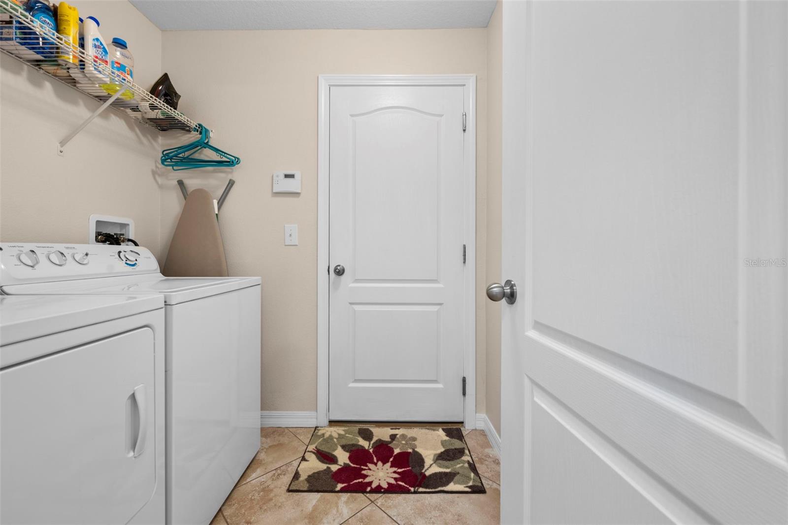 BRIAR OAKS VILLAGE 01 - Residential