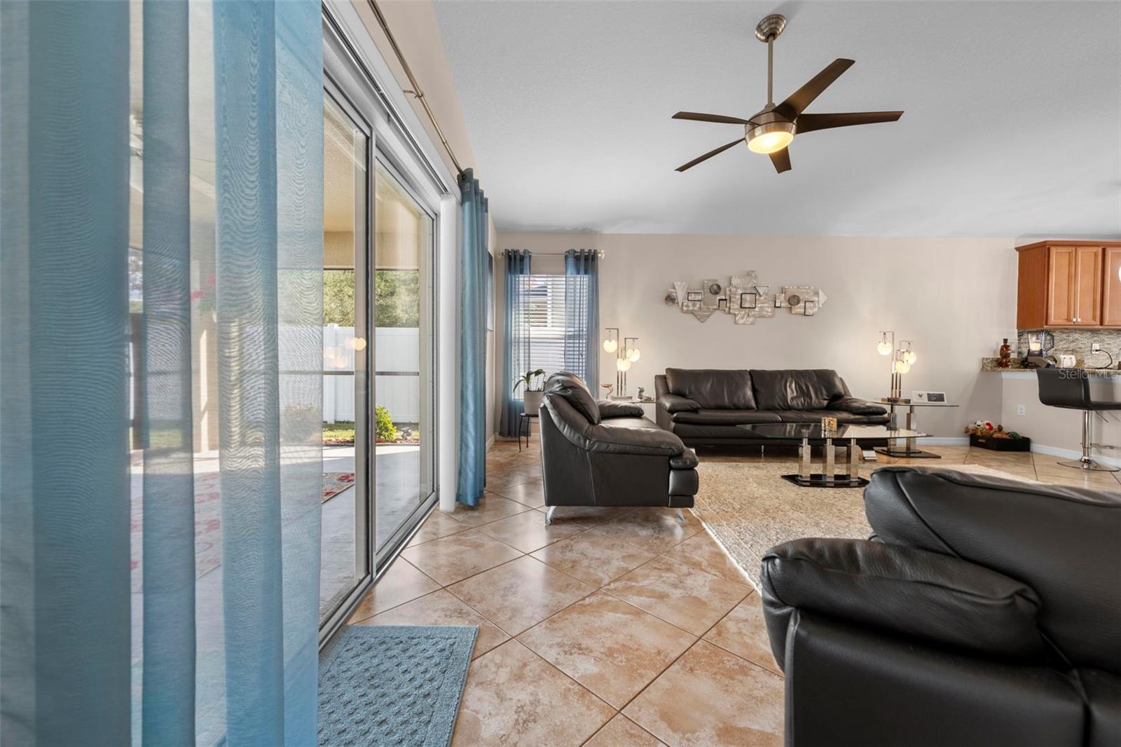 BRIAR OAKS VILLAGE 01 - Residential