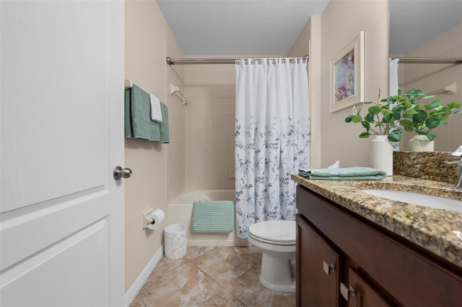 BRIAR OAKS VILLAGE 01 - Residential