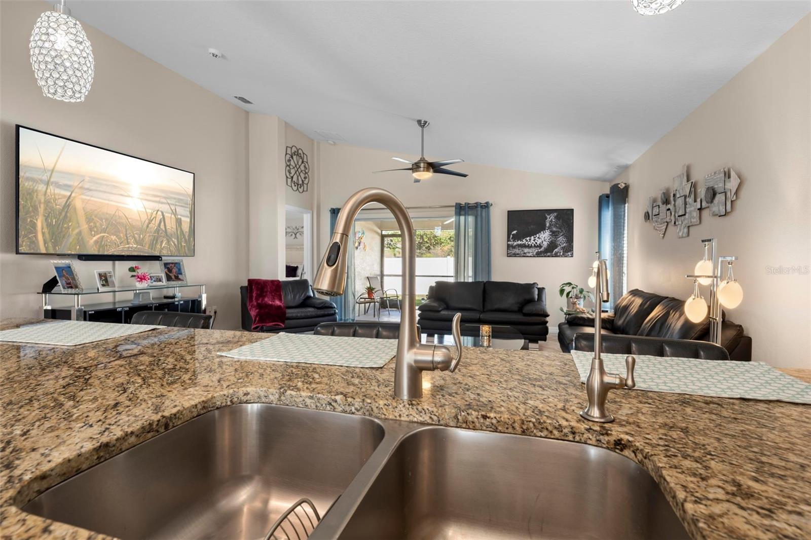 BRIAR OAKS VILLAGE 01 - Residential