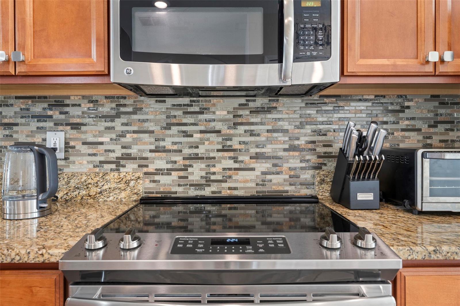 BRIAR OAKS VILLAGE 01 - Residential