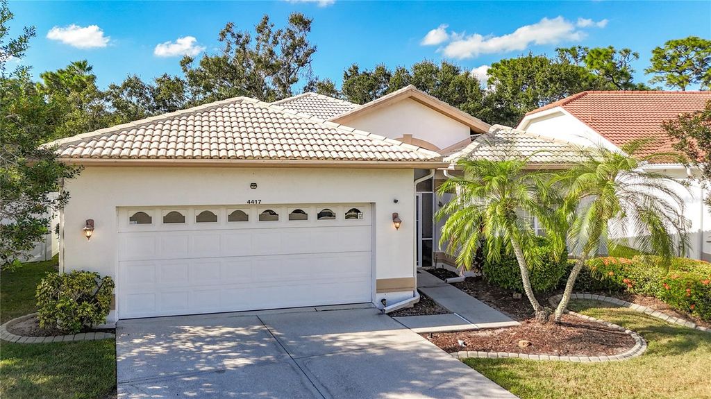 Photo of 4417 Beauchamp Court, Sarasota, FL 34243 (MLS # A4671238)