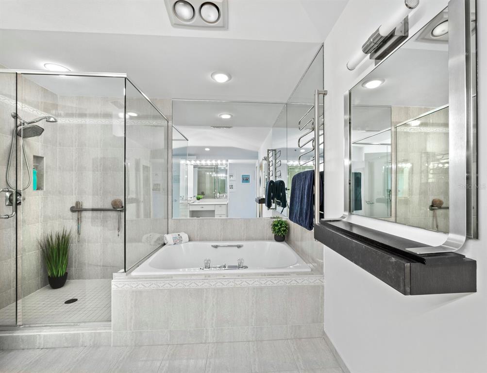 GRAND BAY 2 - Residential