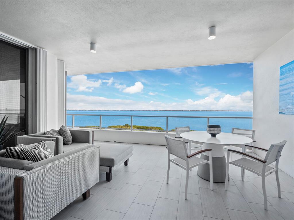 GRAND BAY 2 - Residential