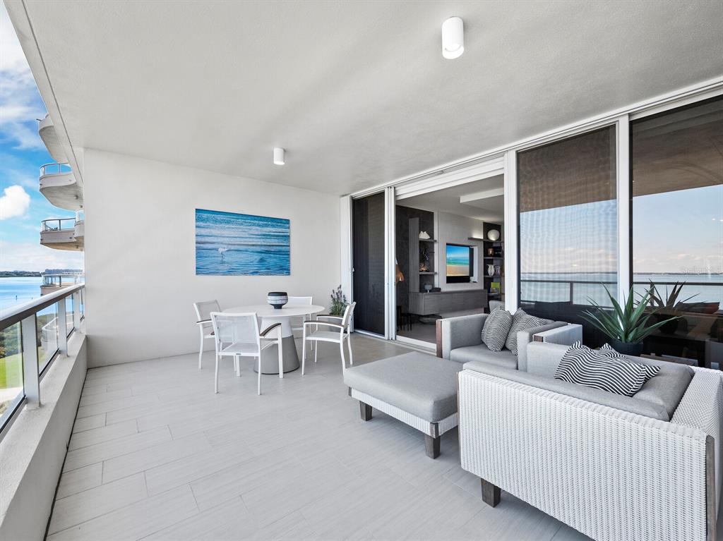 GRAND BAY 2 - Residential