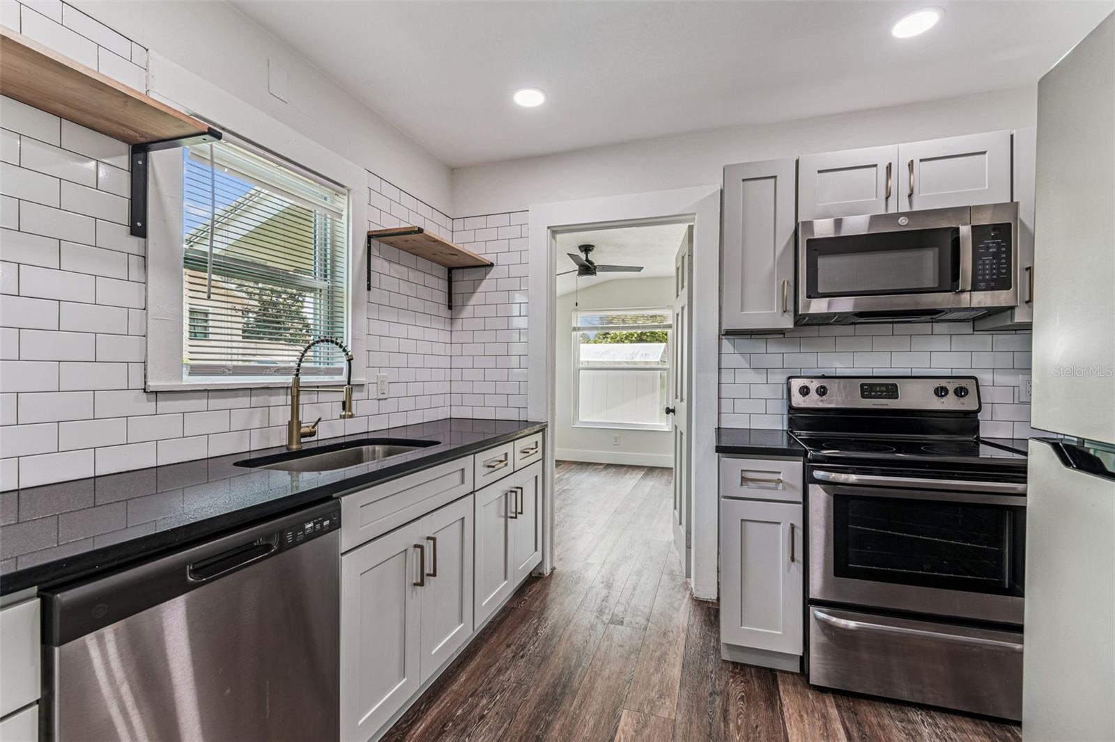HALLS CENTRAL AVE 3 - Residential Income
