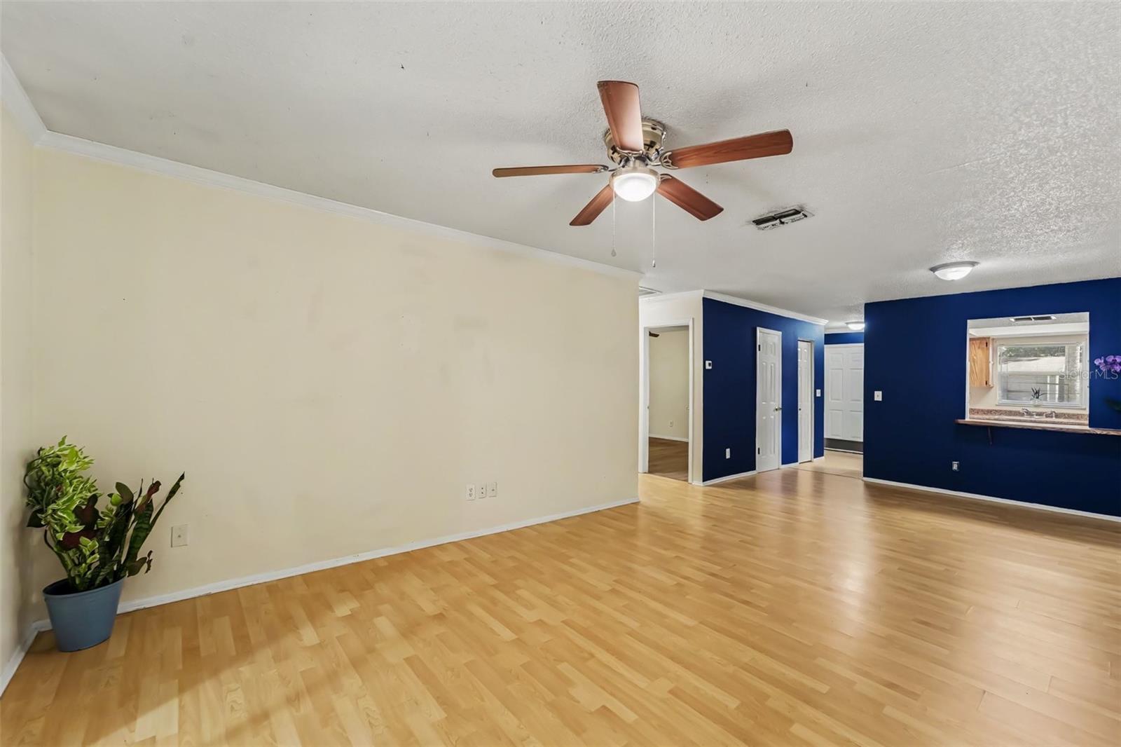 1443 & 1445 GILES AVENUE