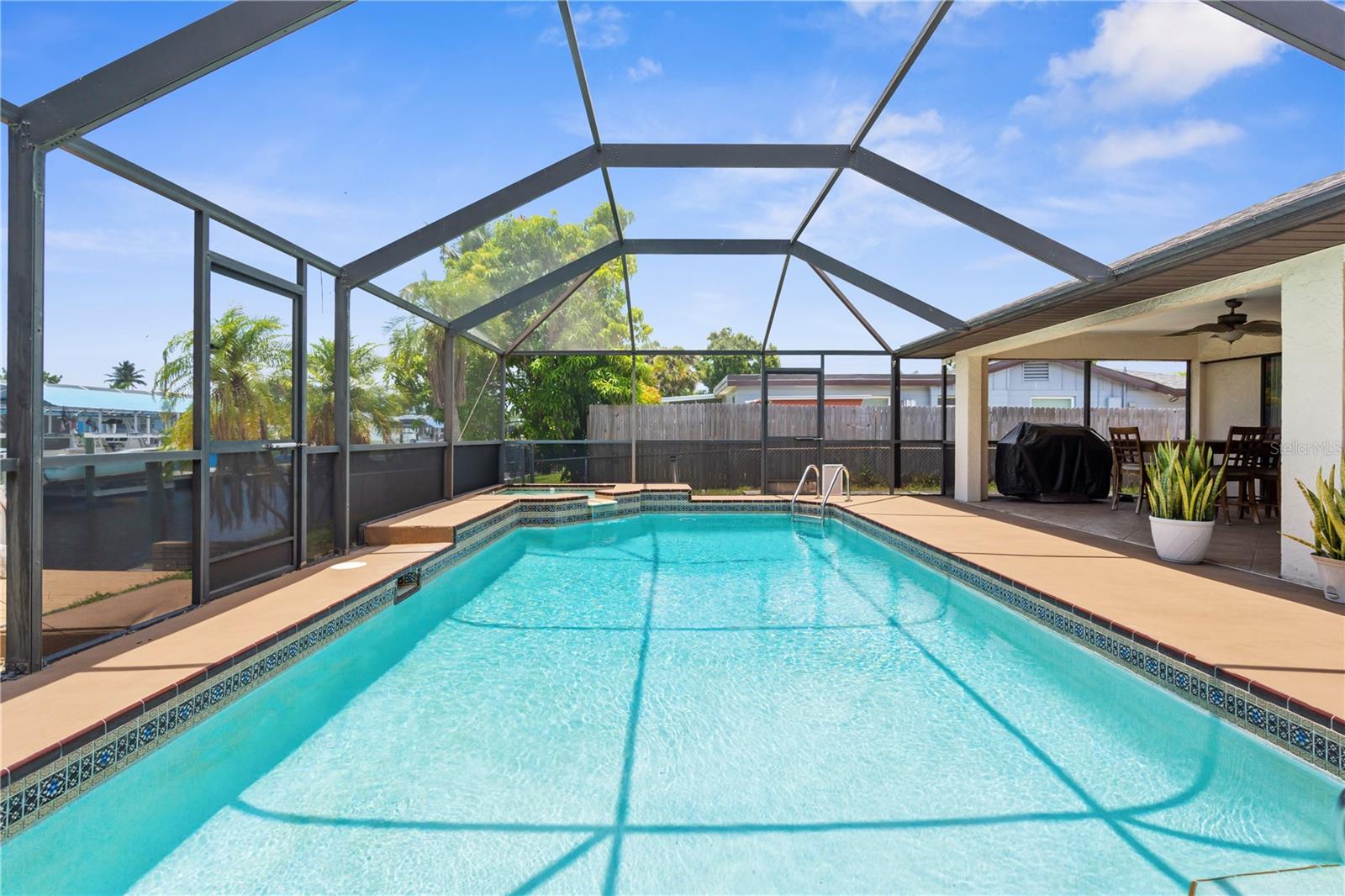 1719 W BLUEWATER TERRACE