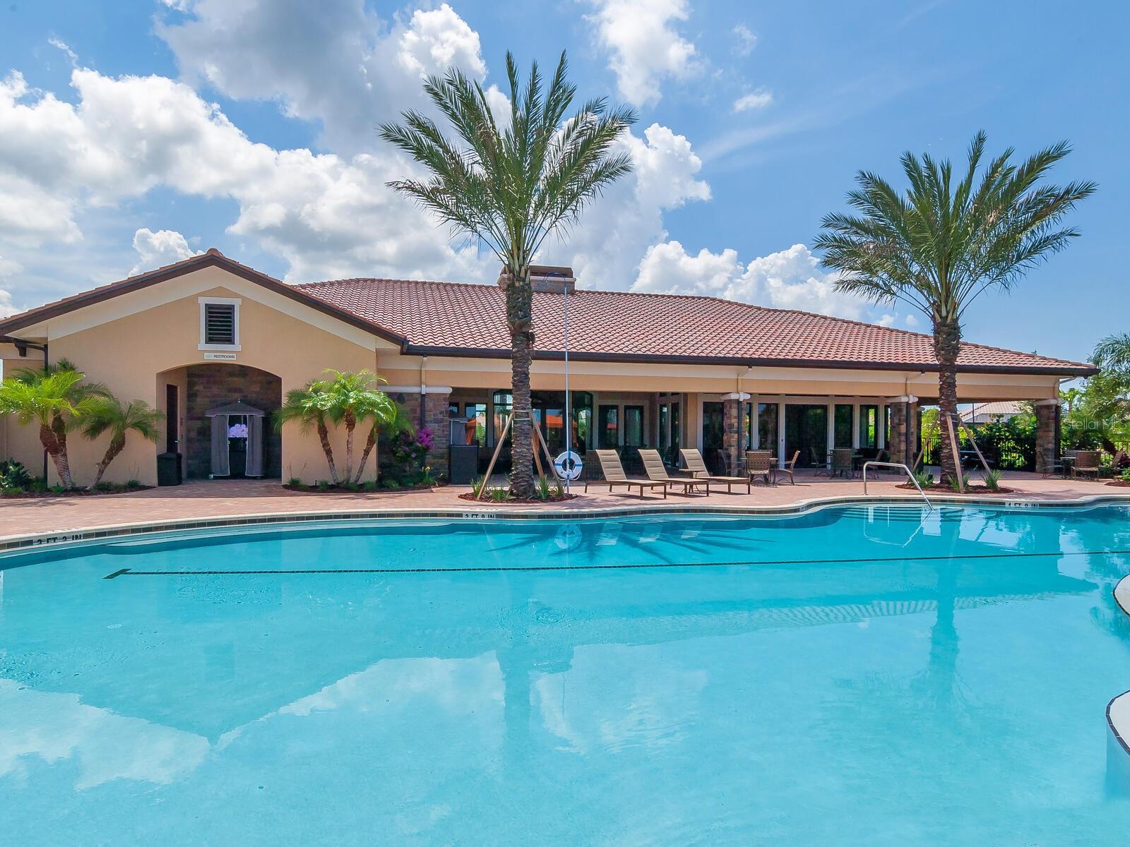 COBBLESTONE ON PALMER RANCH - Residential