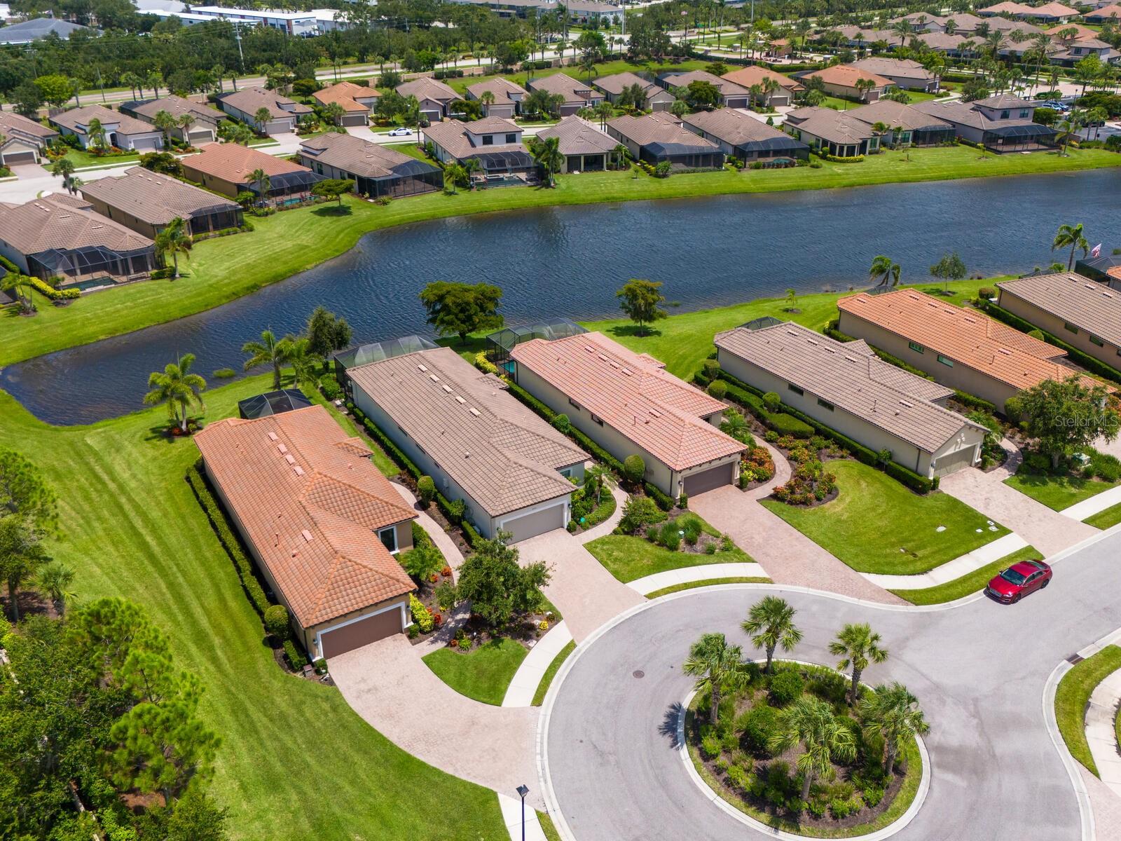COBBLESTONE ON PALMER RANCH - Residential
