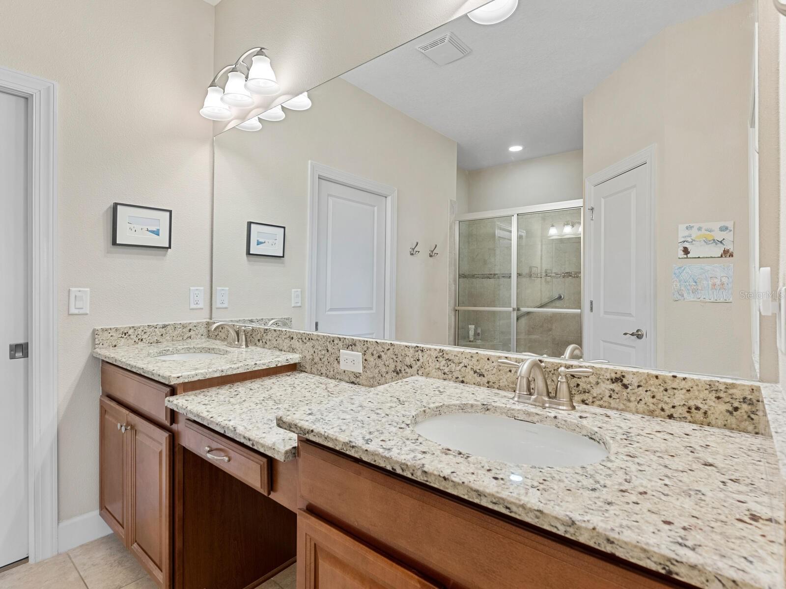 COBBLESTONE ON PALMER RANCH - Residential