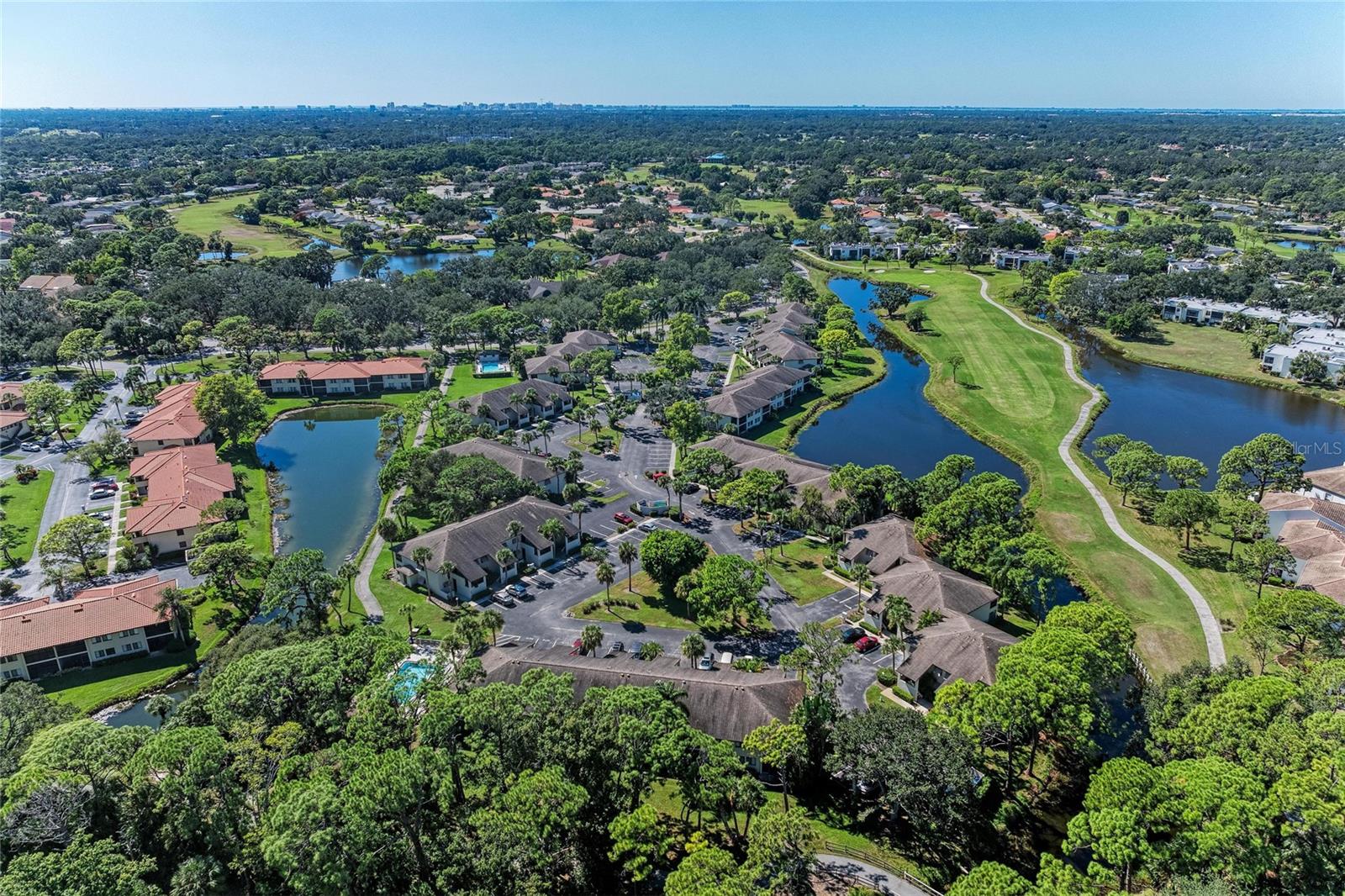 WILLOW LINKS - Residential