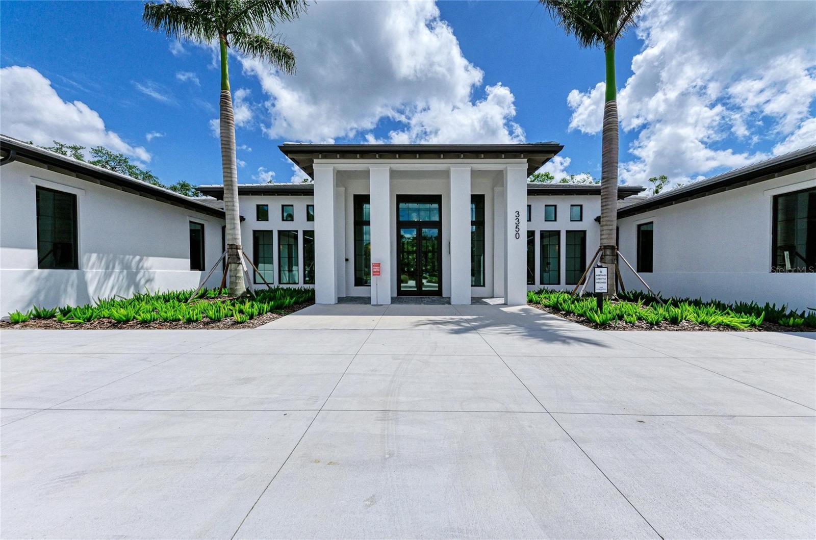 WILLOW LINKS - Residential