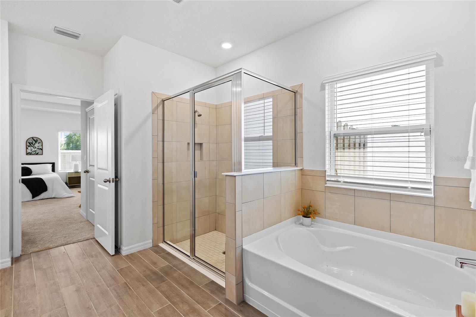 ARBOR GREENS PH II UNIT III PB 36 PG 60 - Residential