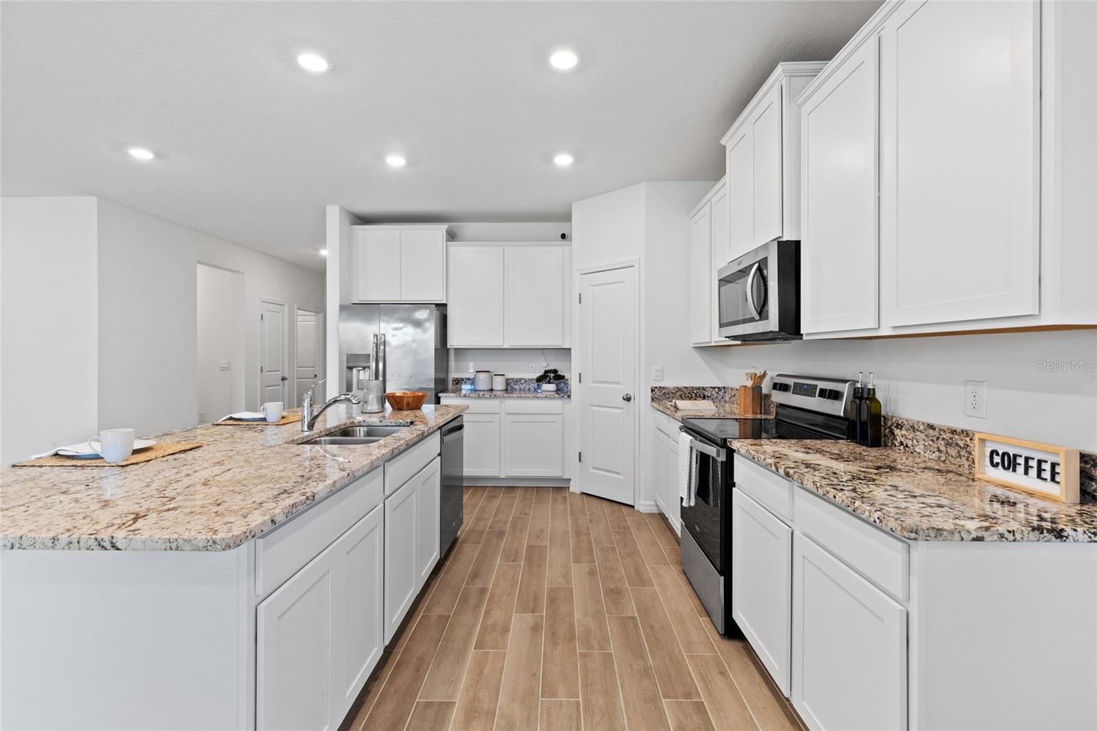 ARBOR GREENS PH II UNIT III PB 36 PG 60 - Residential