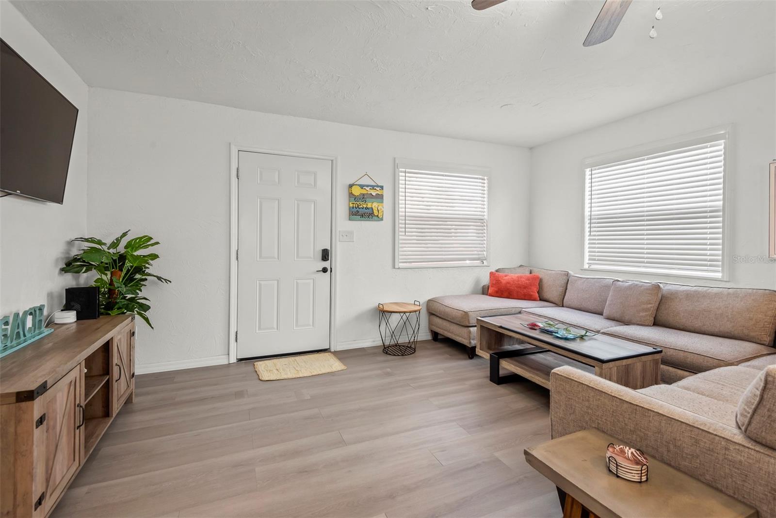 ALLANDALE - Residential