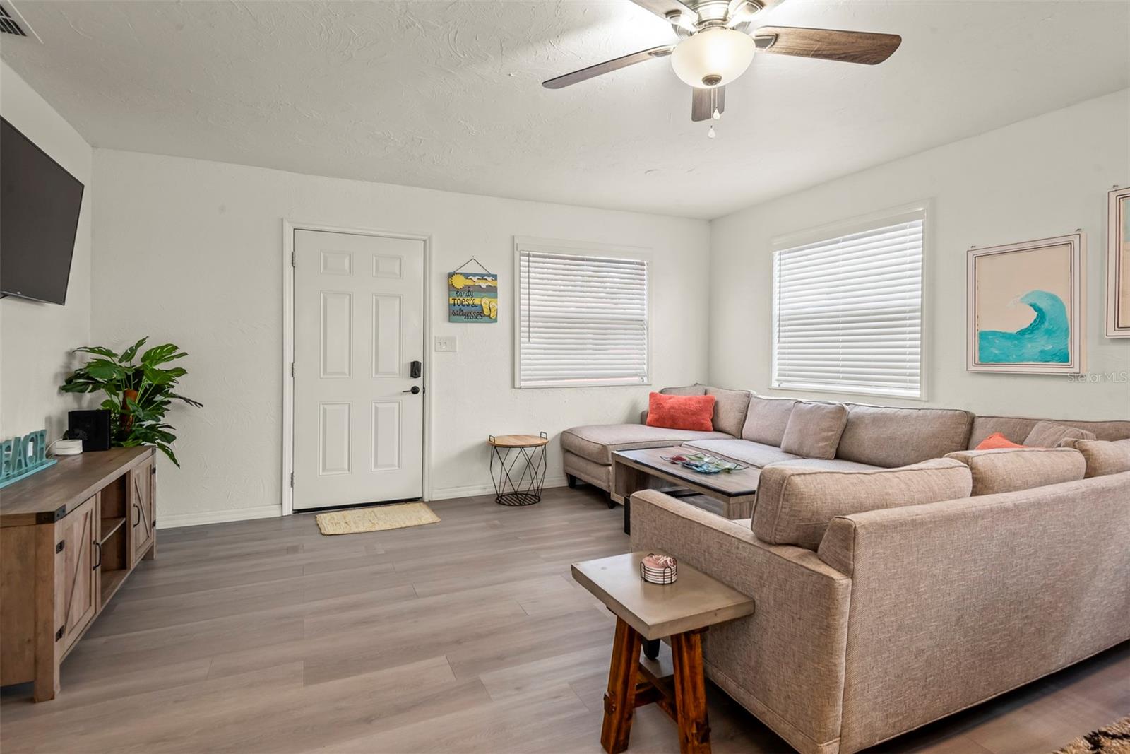ALLANDALE - Residential