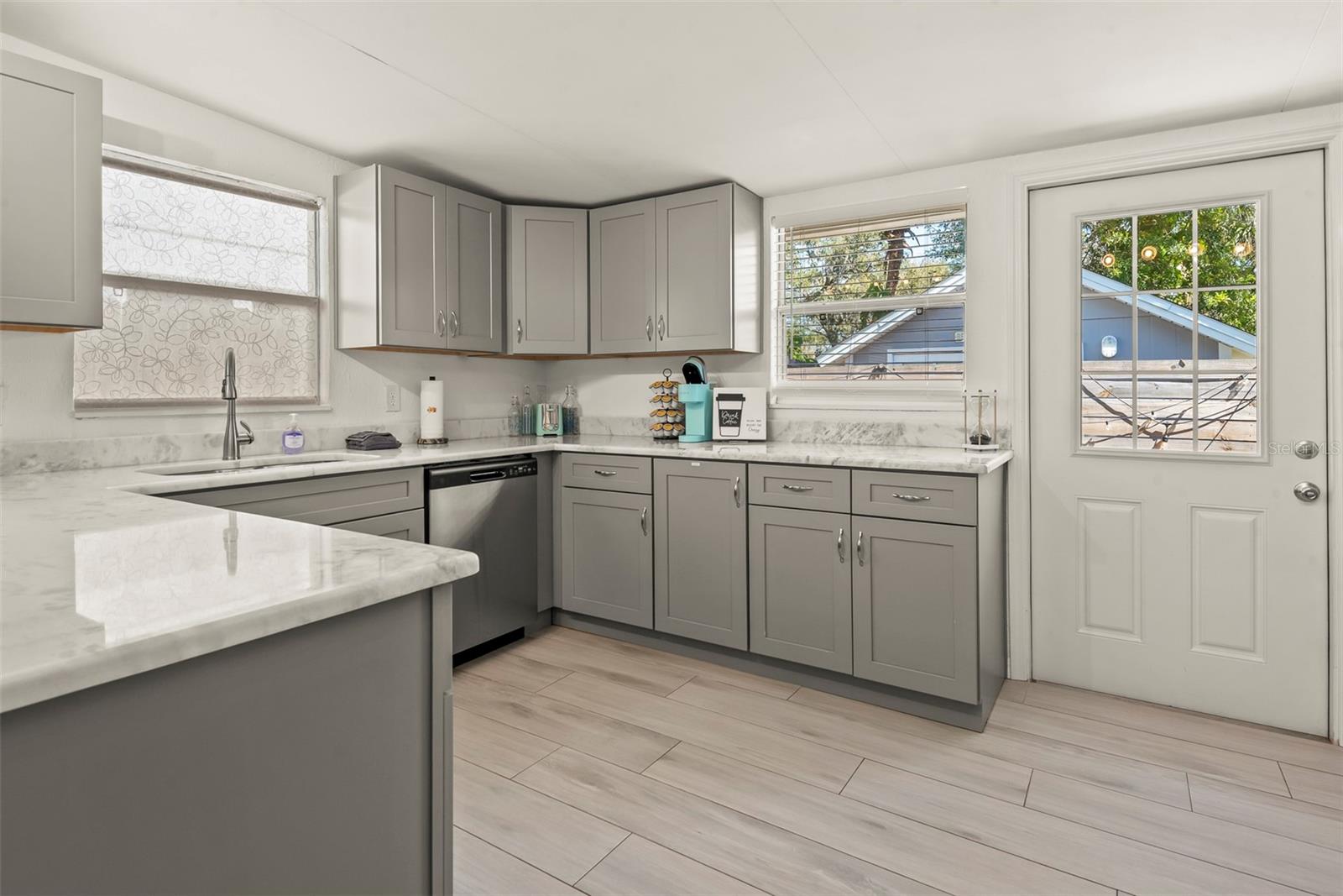 ALLANDALE - Residential