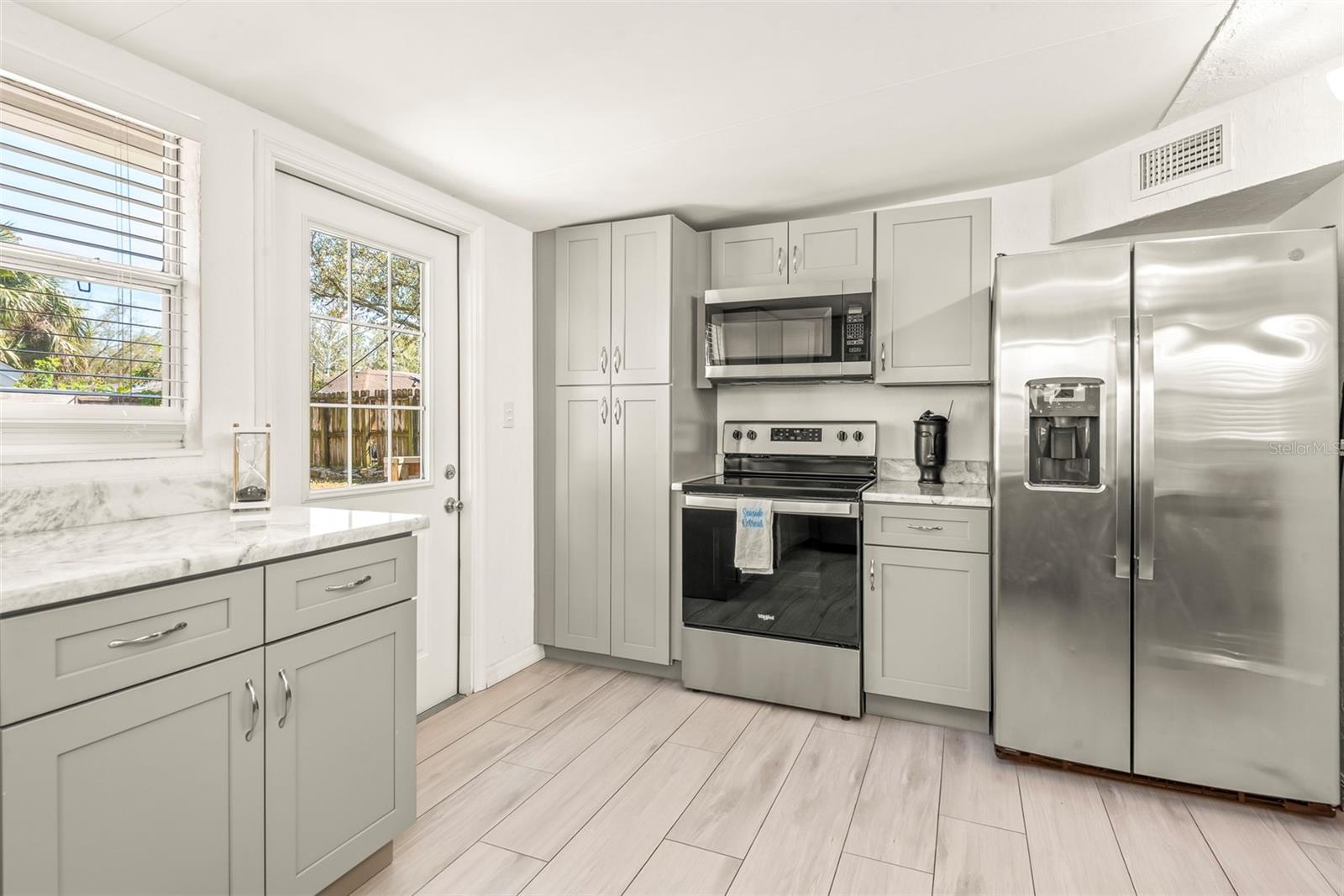 ALLANDALE - Residential