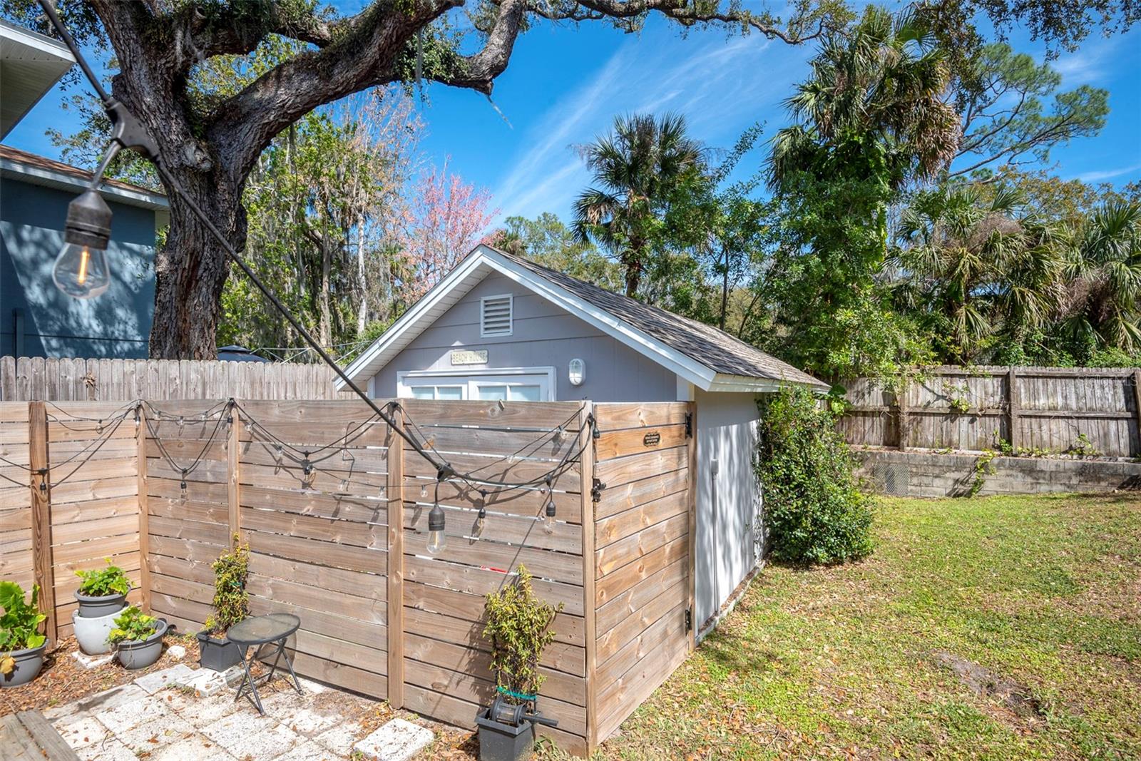 ALLANDALE - Residential