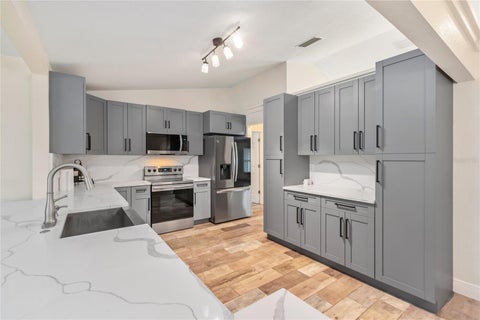Tiny photo for 2735 NE 127th Place, Anthony, FL 32617 (MLS # OM726913)