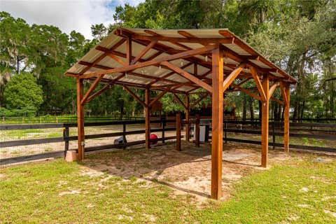 Tiny photo for 2735 NE 127th Place, Anthony, FL 32617 (MLS # OM726913)