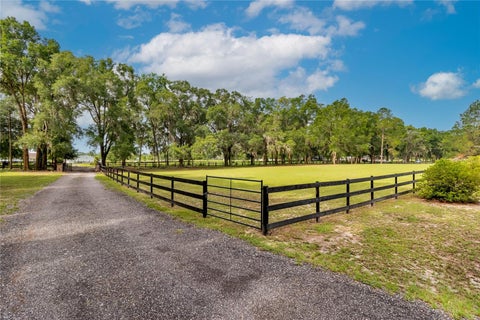 Tiny photo for 2735 NE 127th Place, Anthony, FL 32617 (MLS # OM726913)