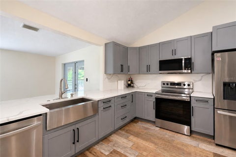 Tiny photo for 2735 NE 127th Place, Anthony, FL 32617 (MLS # OM726913)