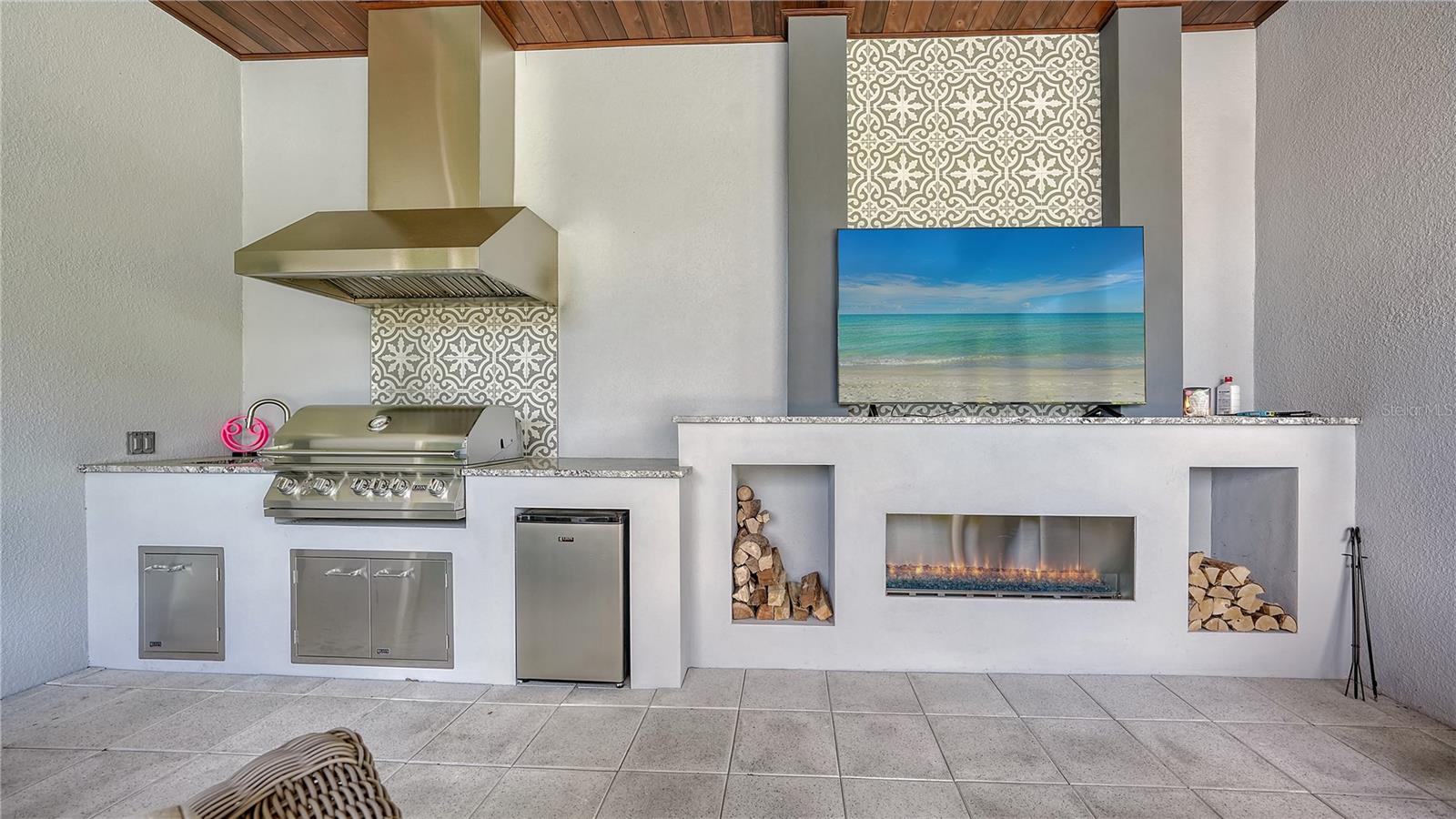 POINSETTIA PARK 2 - Residential