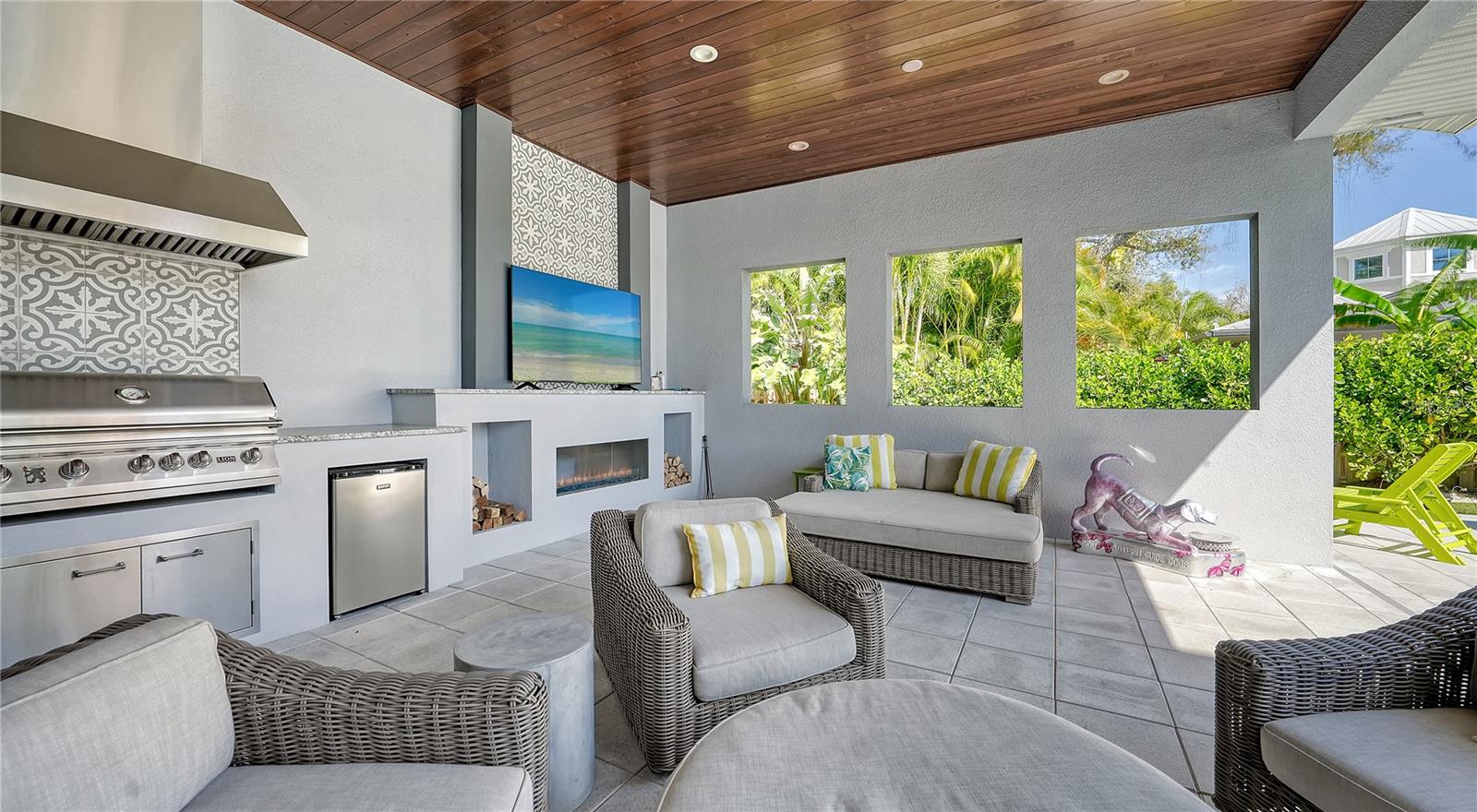 POINSETTIA PARK 2 - Residential