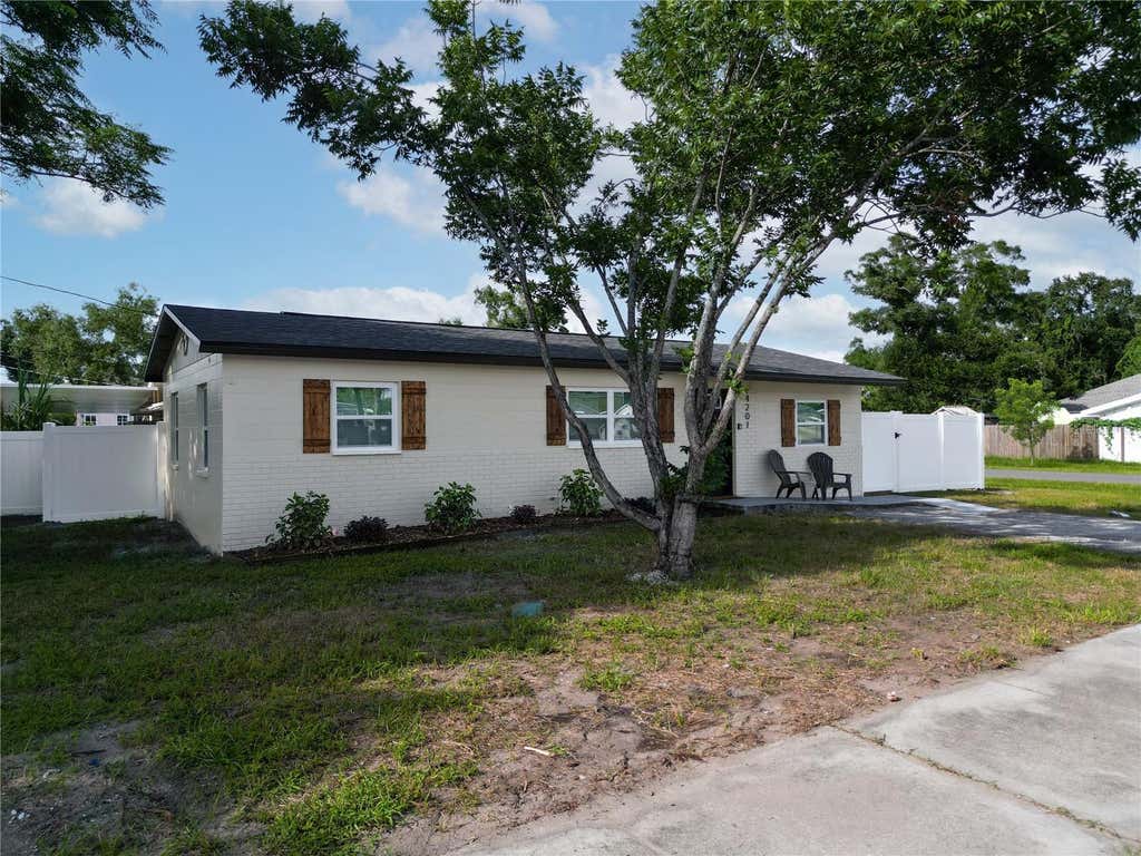 Photo of 4201 55th Avenue N, St Petersburg, FL 33714 (MLS # TB8536046)