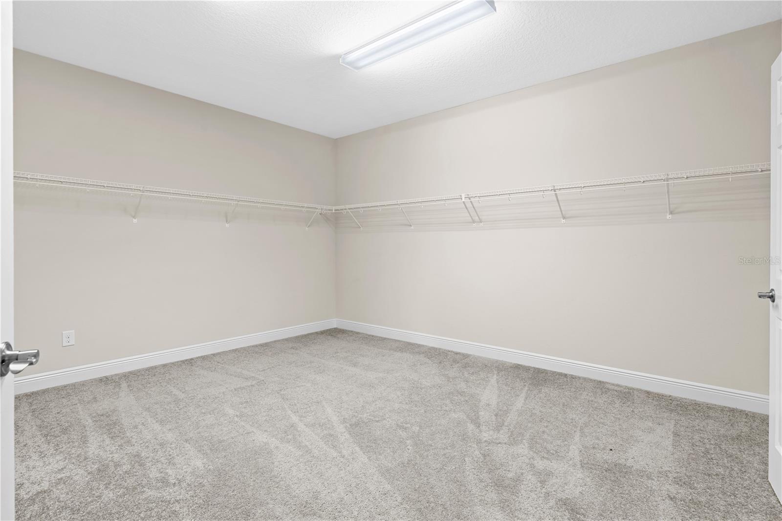 RESERVE AT SOUTH FORK PH 1 - Residential