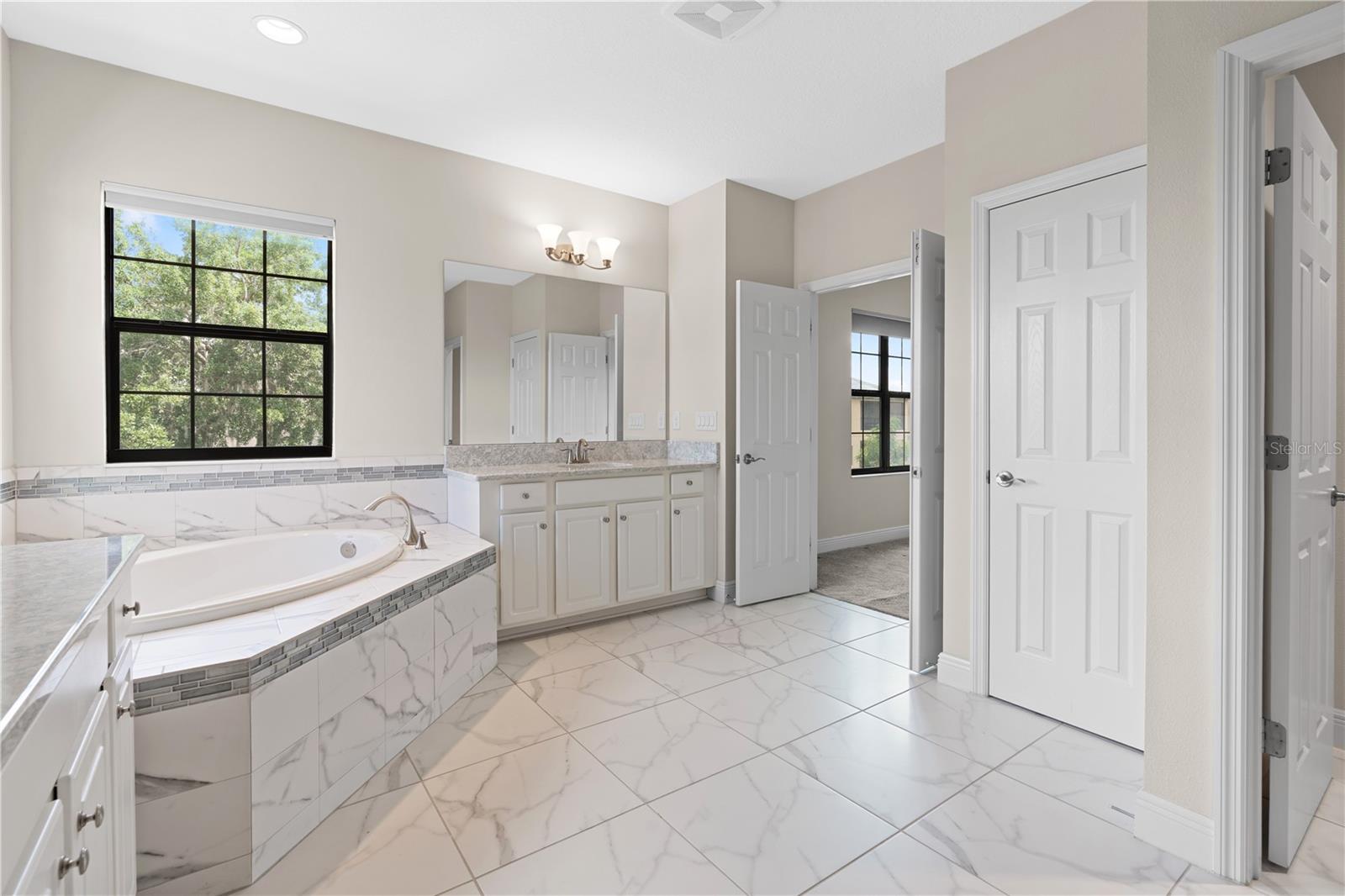 RESERVE AT SOUTH FORK PH 1 - Residential