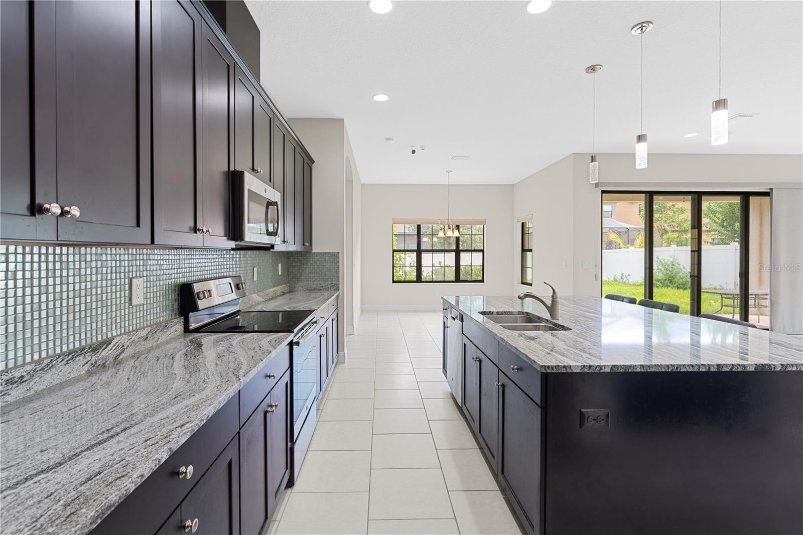 RESERVE AT SOUTH FORK PH 1 - Residential
