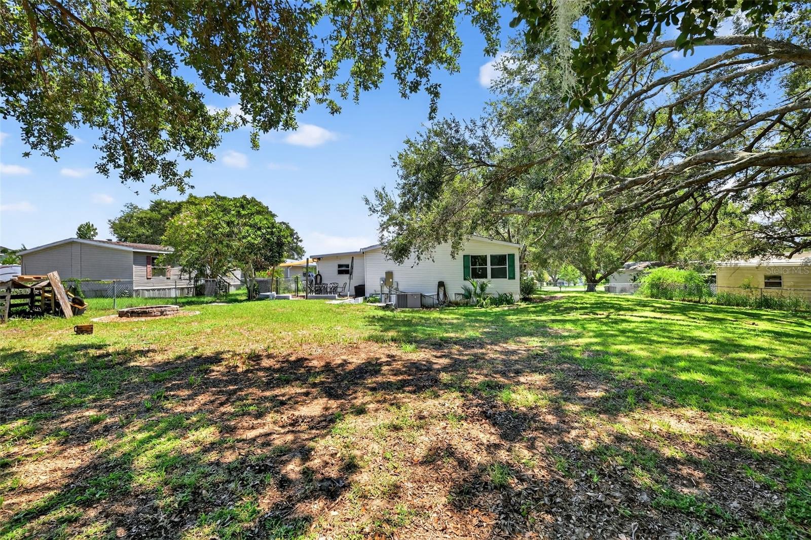 PLUM LAKE ESTATES SUB - Residential