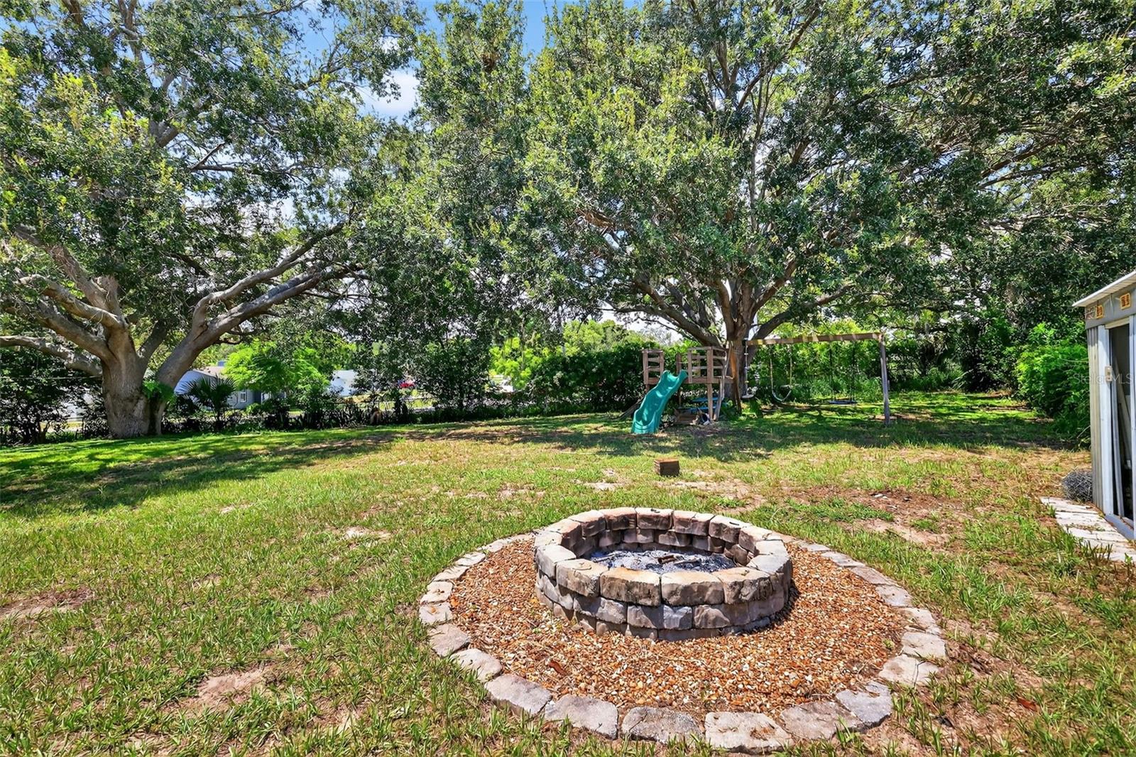 PLUM LAKE ESTATES SUB - Residential