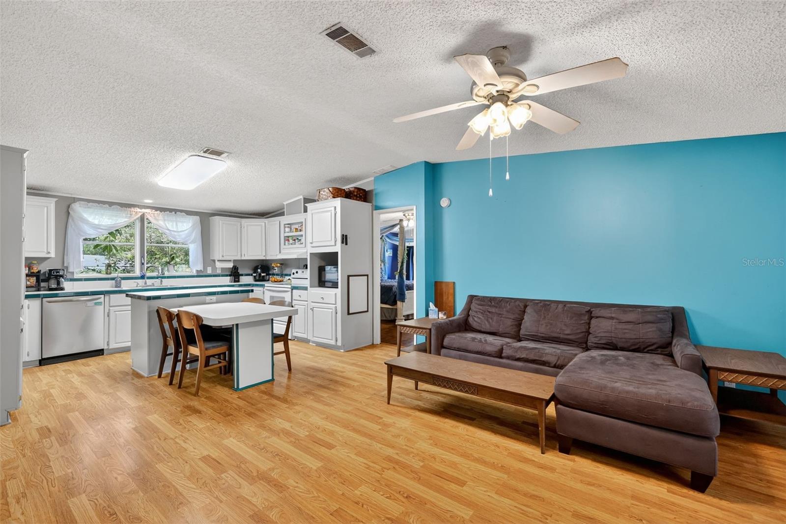 PLUM LAKE ESTATES SUB - Residential