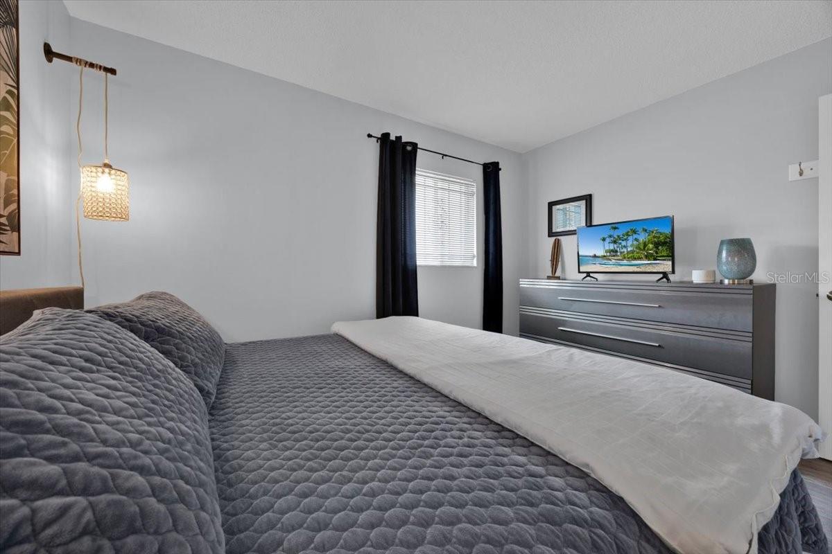 FAIRVIEW VISTA CONDO PH 02 - Residential