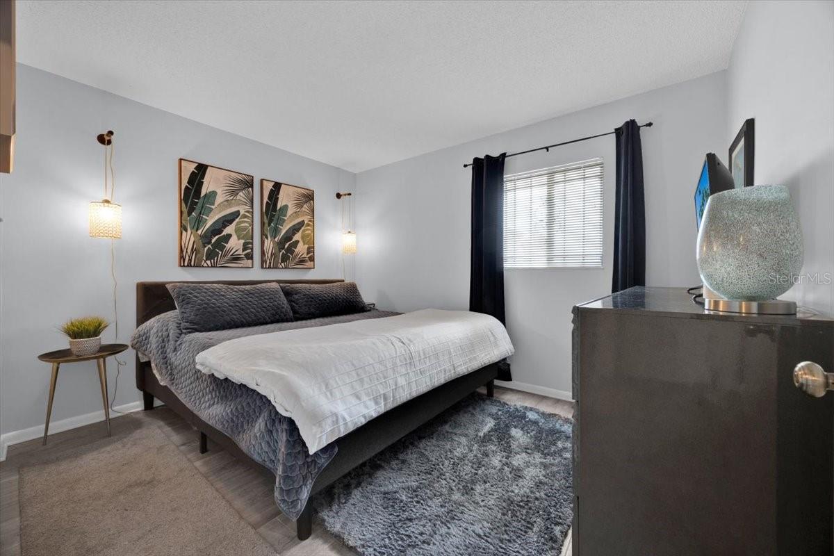 FAIRVIEW VISTA CONDO PH 02 - Residential