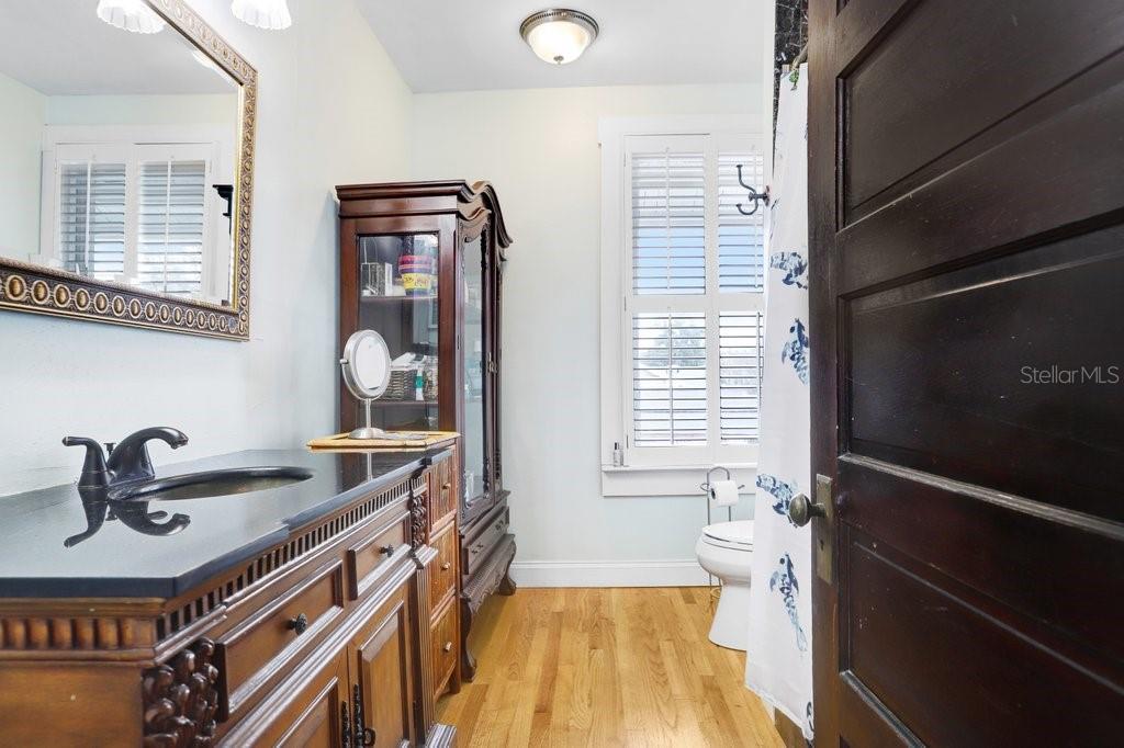 HYDE PARK WEST - Residential