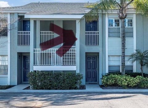 Photo of 5440 S Macdill Avenue #3H, Tampa, FL 33611 (MLS # TB8474718)