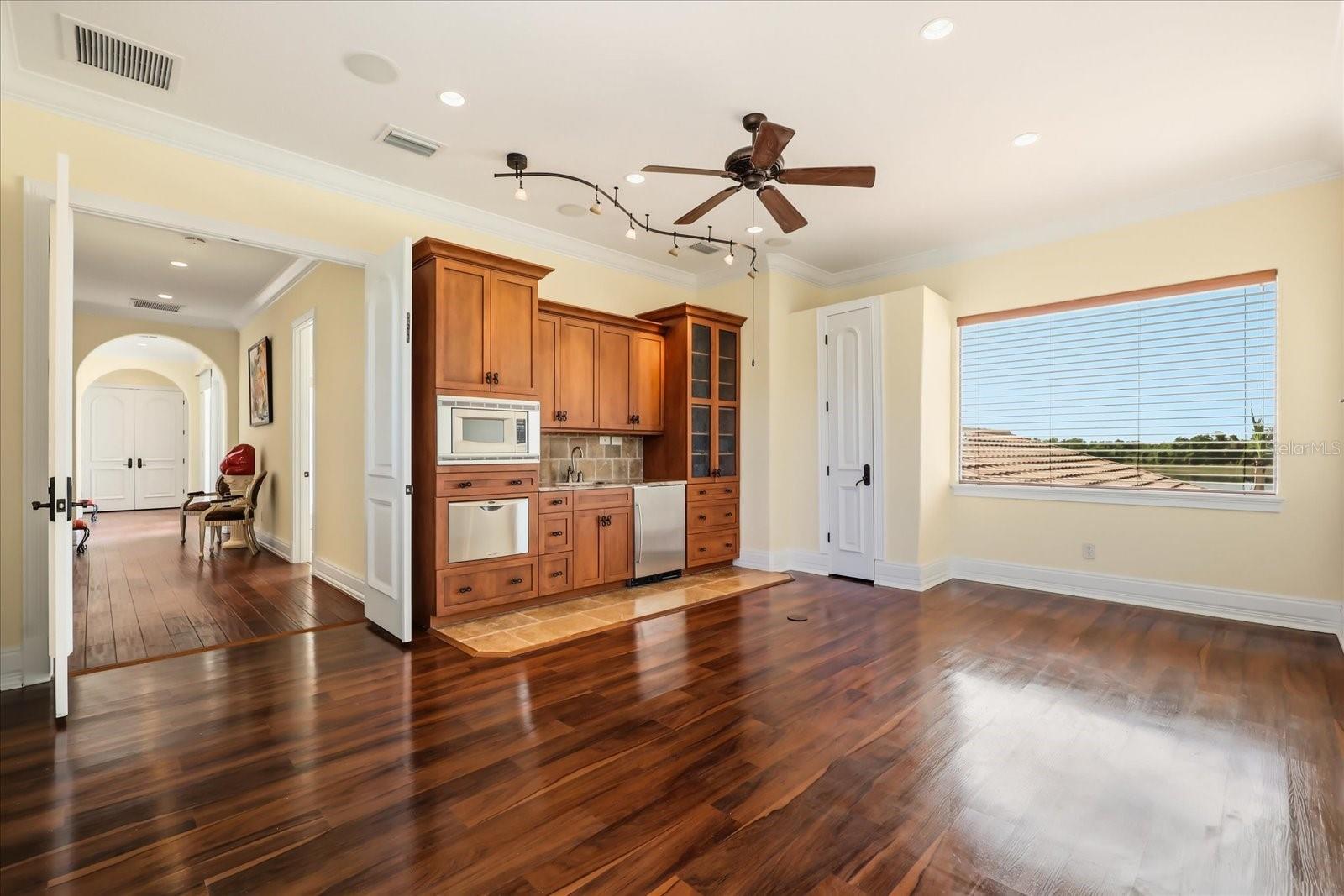 RESERVE AT BELMERE PH 02 48 144 - Residential