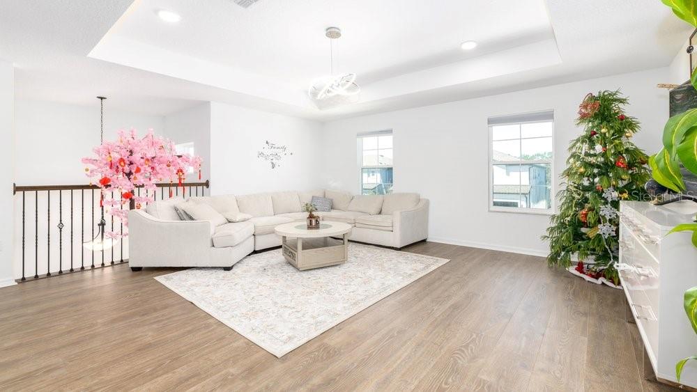 WHISPERING OAKS PRESERVE PH 2 - Residential