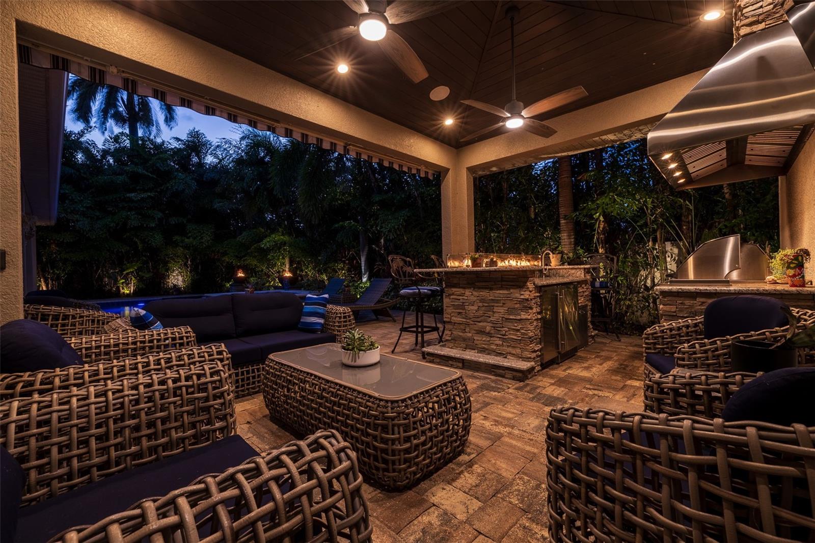 TIERRA VERDE UNIT 1 4TH REP - Residential