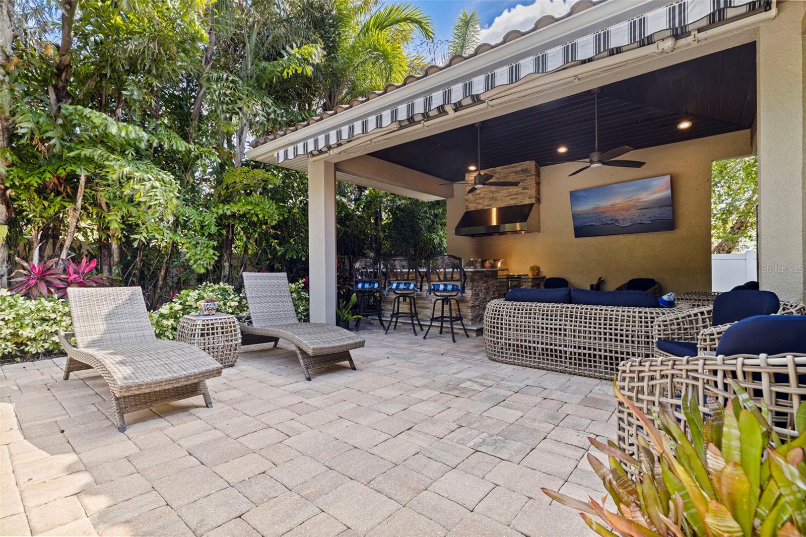 TIERRA VERDE UNIT 1 4TH REP - Residential