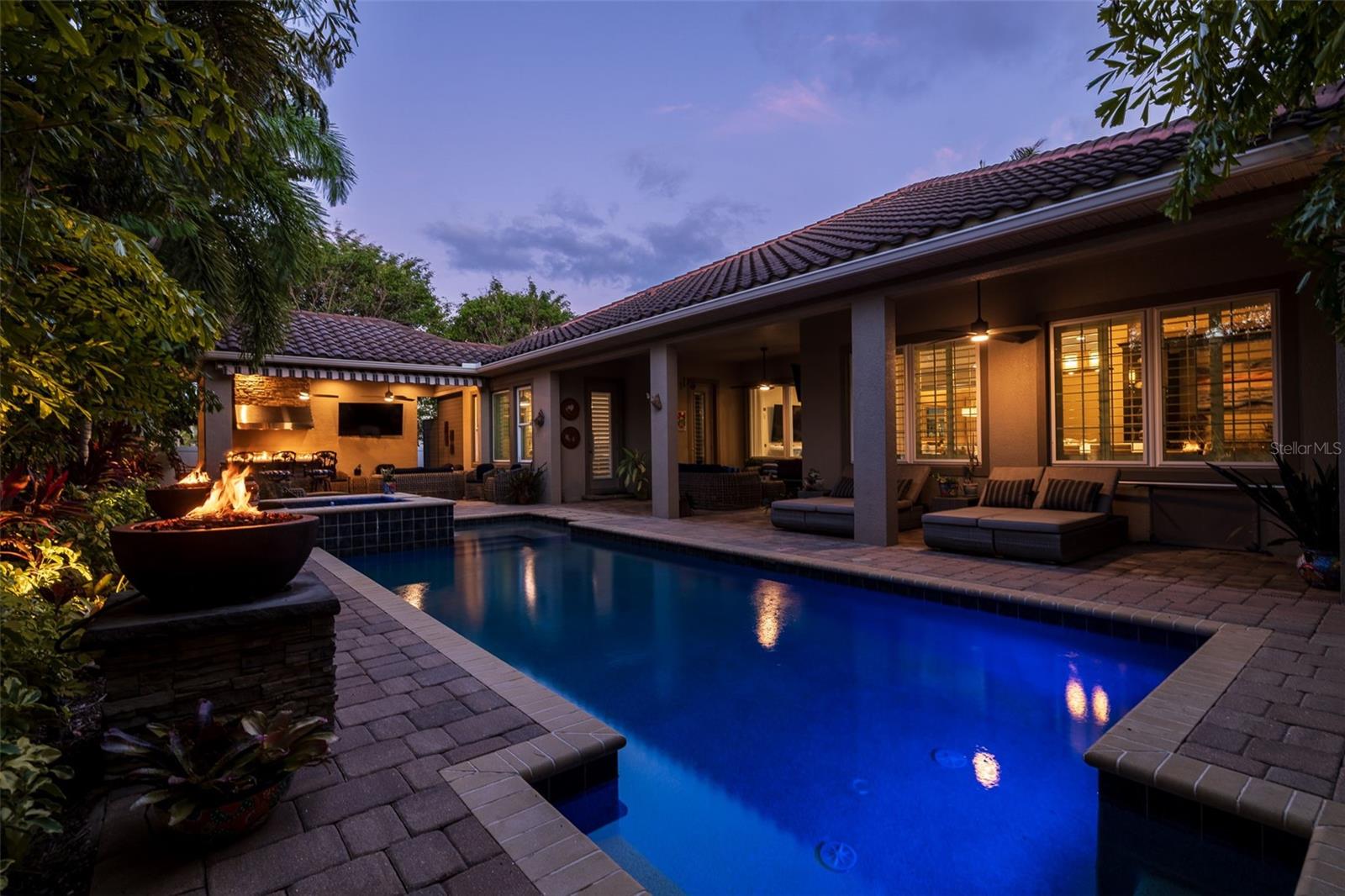 TIERRA VERDE UNIT 1 4TH REP - Residential